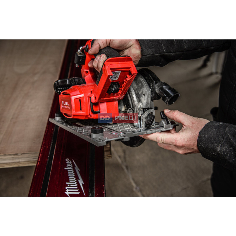 Aku okružná píla s hlbokým rezom Milwaukee M18 FCSDC165-552C