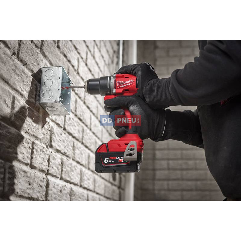M18™ kompaktná bezuhlíková príklepová vŕtačka M18 BLPDRC-502C