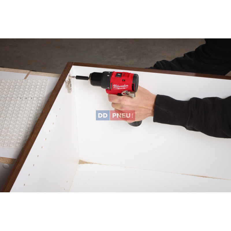 Aku kompaktná bezuhlíková príklepová vŕtačka MILWAUKEE M12 BLPDRC-0