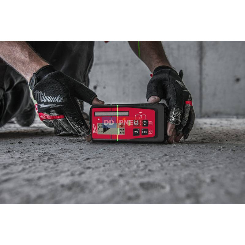 Detektor líniového a rotačného lasera Milwaukee LRD100