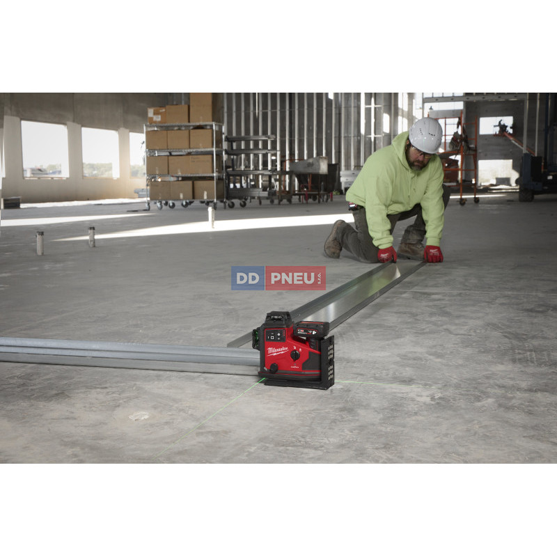 Zelený laser s automatickým zarovnaním 360 ° v 3 rovinách MILWAUKEE M12 A3PLO-401C