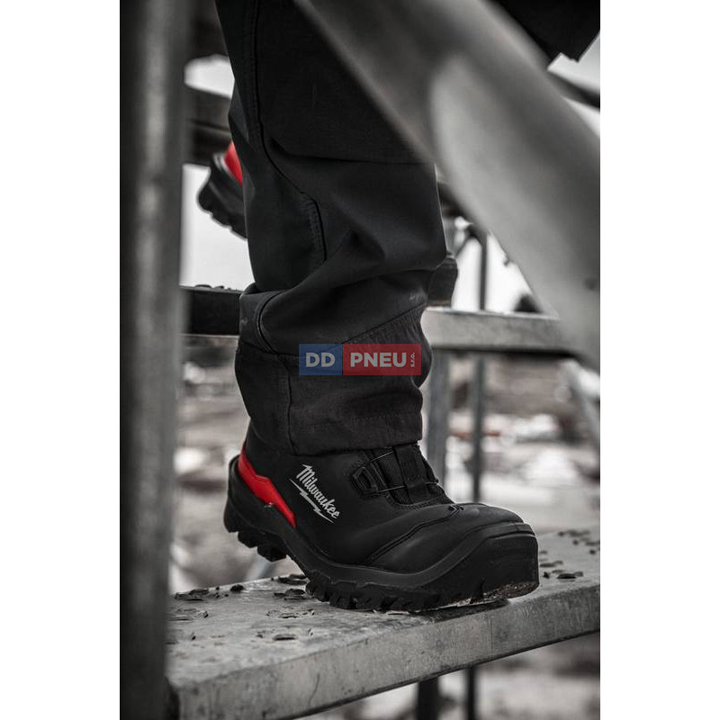 Bezpečnostné poltopánky MILWAUKEE Armourtred™ S3S B1L110111W – mikrovlákno, čierne, EU 39
