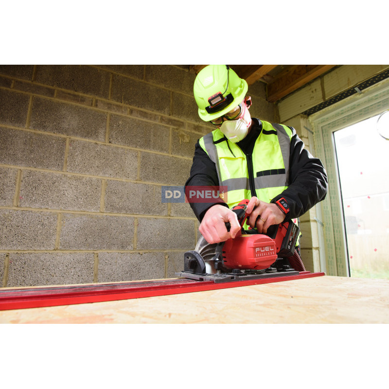 Prilba Milwaukee BOLT™100 – neodvetrávaná, žltá s vysokou viditeľnosťou