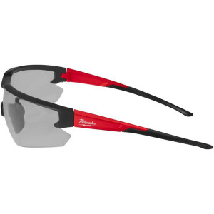 Výkonnostné bezpečnostné okuliare Milwaukee – šedé