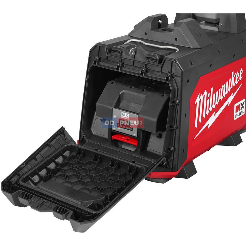 MX FUEL™ aku kompaktné staveniskové svetlo Milwaukee MXF TLIC-0 – bez batérie