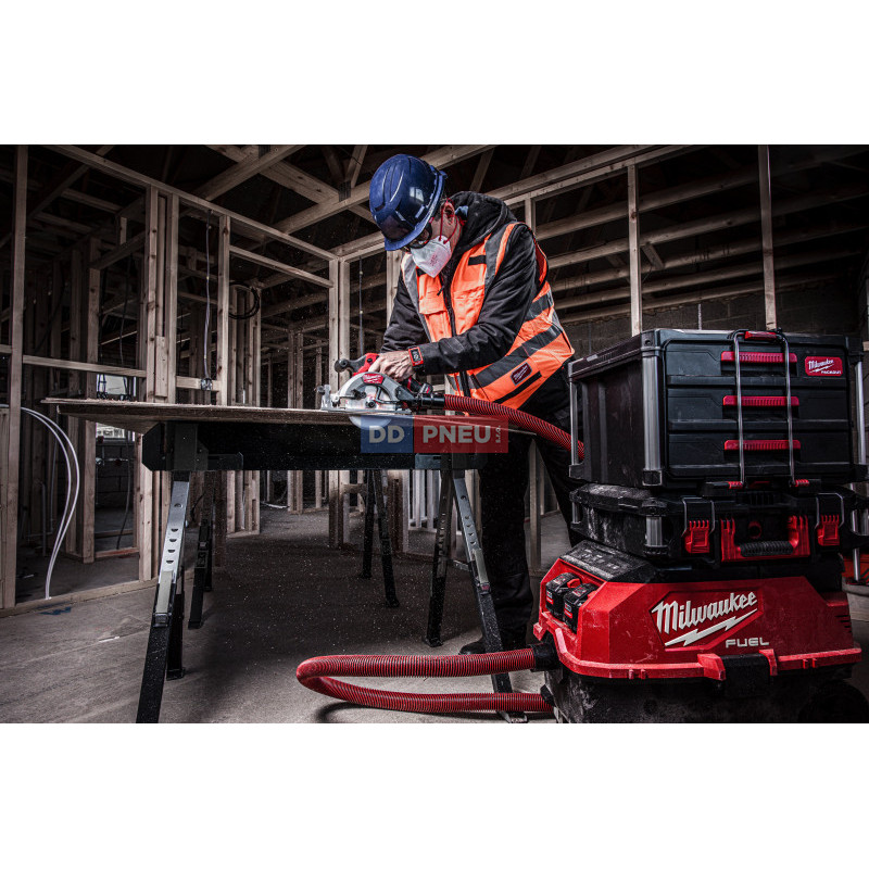 Aku vysávač triedy M s technológiou VACLINK™ MILWAUKEE M18 ONEF2VC34M-0