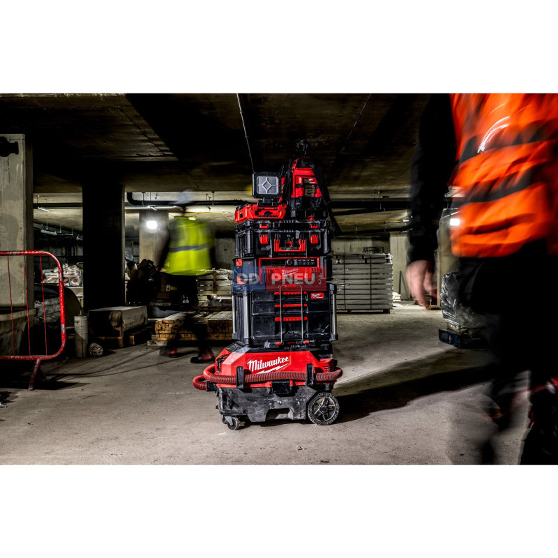 Aku vysávač triedy M s technológiou VACLINK™ MILWAUKEE M18 ONEF2VC34M-0