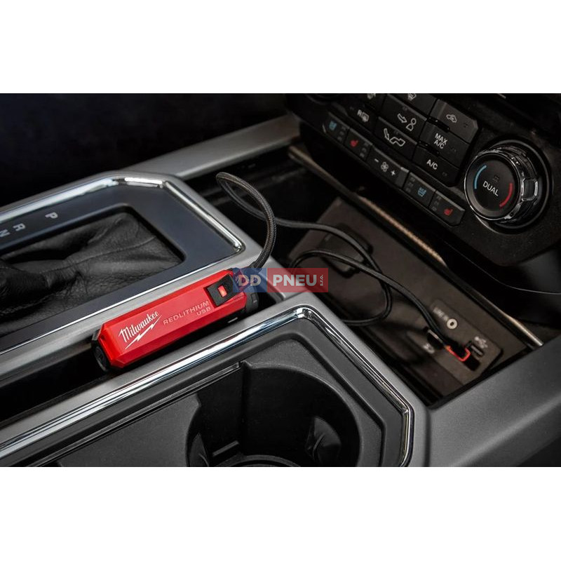 Prenosný zdroj energie a nabíjačka REDLITHIUM™ USB MILWAUKEE