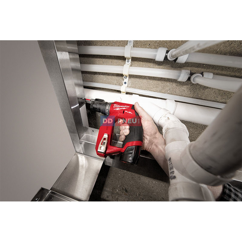 Aku vŕtačka s vymeniteľnými nástavcami MILWAUKEE M12 FDDXKIT-0X