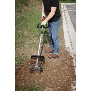 Aku nástavec s kultivátorom QUIK-LOK™ MILWAUKEE M18FOPH-CA Aku nástavec s kultivátorom QUIK-LOK™ MILWAUKEE M18FOPH-CA