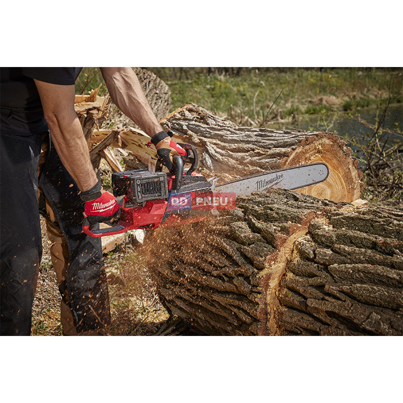 Aku reťazová píla na dva akumulátory MILWAUKEE M18 F2CHS50-802