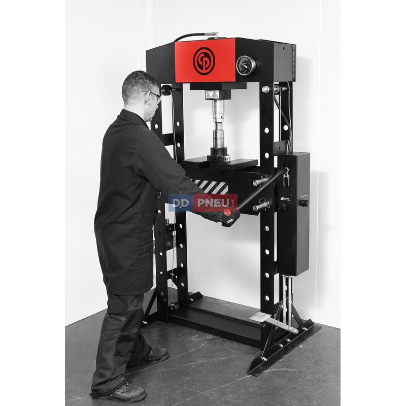 Hydraulický dielenský lis Chicago Pneumatic CP86500 – 50t